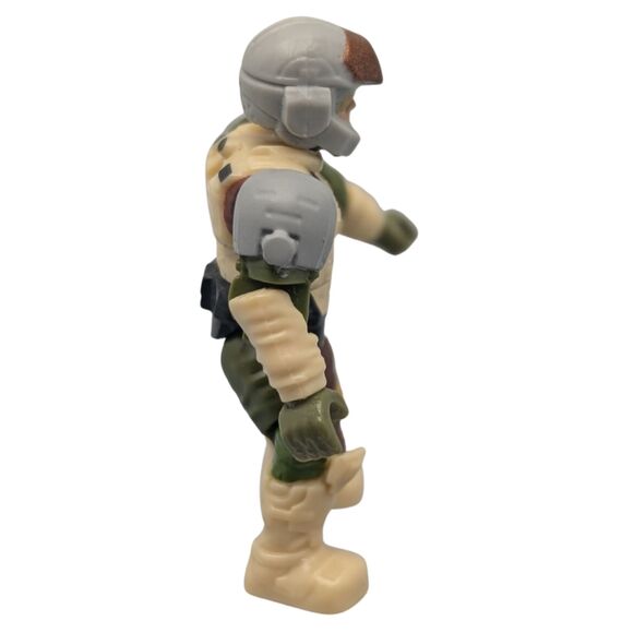 Mega Construx Halo UNSC Marine Infantry Figure Green Tan Armor - Picture 3 of 4